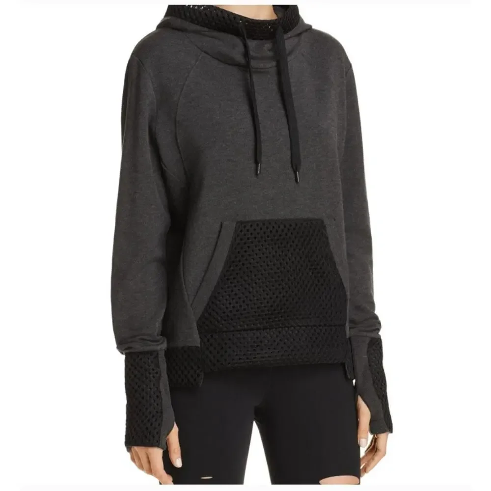 NWOT Alo Yoga Eclipse Yoga Long Sleeve Hoodie Gray/Black Mesh sz L